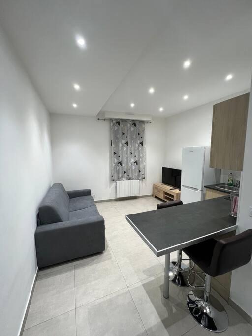 Magnifique 2 Pieces, Avec 4 Couchages Appartamento Nizza